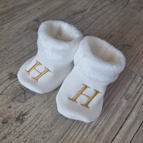 Chausson bébé mixte brodé personnalisé initiales en tissu Polaire alpine et finition fourrure - Oeko-Tex